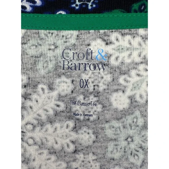 Kohl's Women's Long Sleeve V Neck Tee Snowflake Print Classic‎ Fit Size OX NWT - Picture 5 of 6